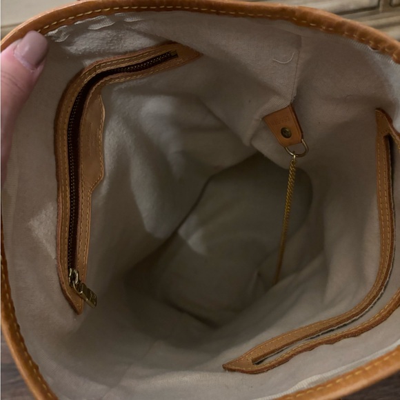 Vintage 1997 Louis Vuitton bucket bag GM 👜 - Picture 10 of 12
